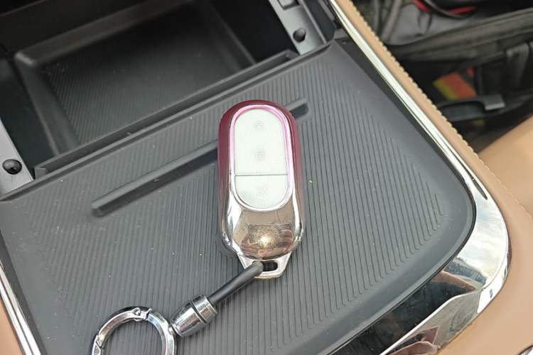 Used Leapmotor C11 2024 Range-Extended 300 Luxury Edition Vehicle Key