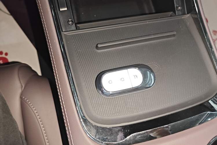 Used Leapmotor C11 2024 All-Electric 580 Luxury Edition Vehicle Key
