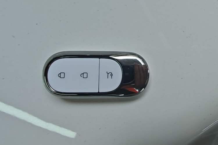 Used Leapmotor C11 2024 Range-Extended 300 Luxury Edition Vehicle Key