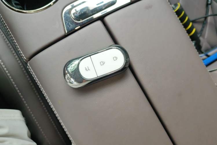 Used Leapmotor C11 2024 All-Electric 580 Luxury Edition Vehicle Key