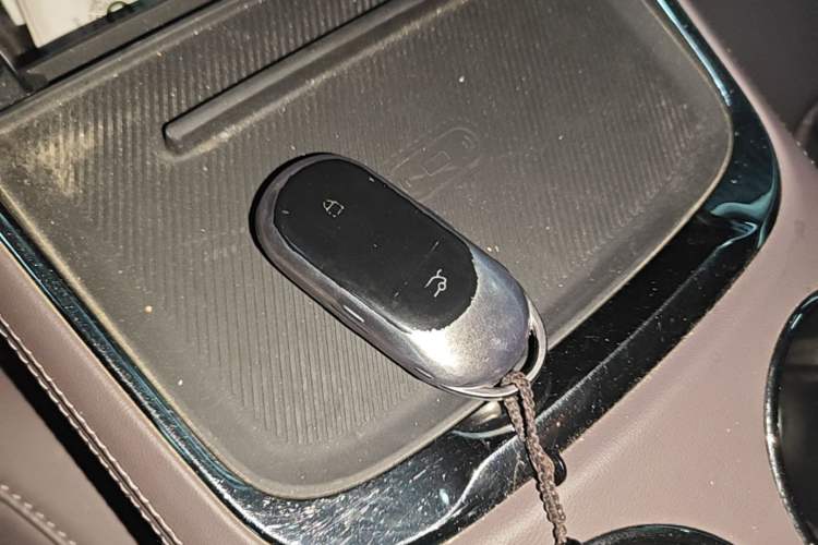 Used Leapmotor C11 2024 Range-Extended 300 Luxury Edition Vehicle Key