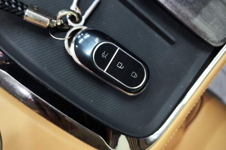 Used Leapmotor C11 2024 Range-Extended 300 Luxury Edition Vehicle Key