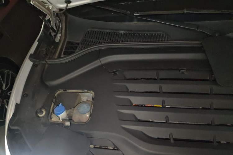 Used Leapmotor C11 2024 All-Electric 580 Luxury Edition Engine Bay Right