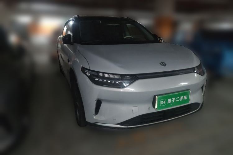 Used Leapmotor C11 2024 All-Electric 580 Luxury Edition Front Right 45 Deg