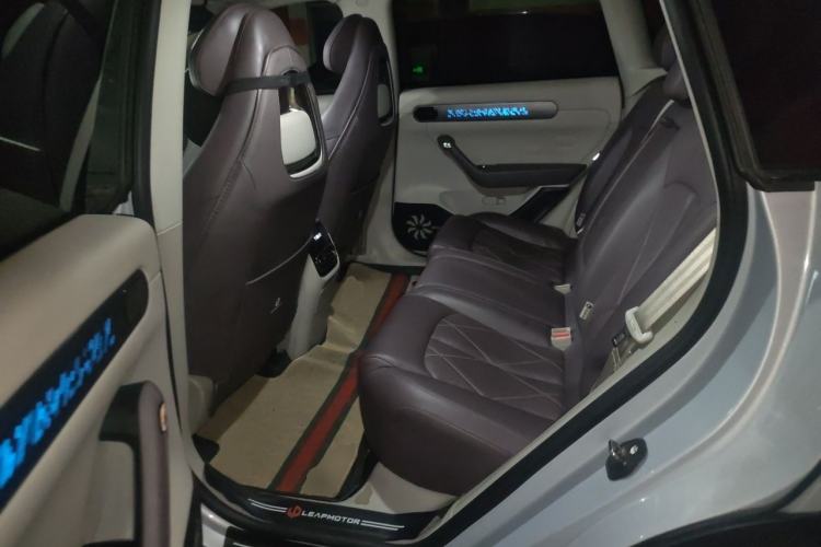Used Leapmotor C11 2024 All-Electric 580 Luxury Edition Left Rear Seat