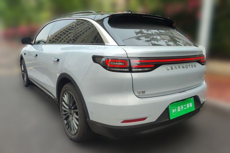 Used Leapmotor C11 2024 All-Electric 580 Luxury Edition Rear Left 45 Deg