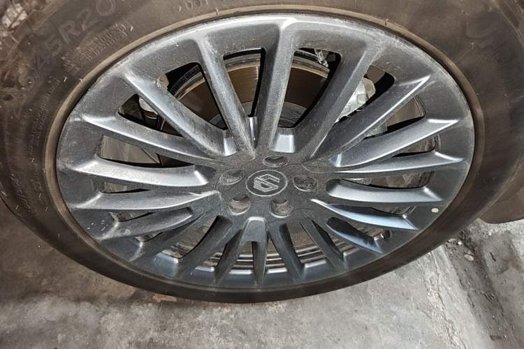 Used Leapmotor C11 2024 Range-Extended 300 Luxury Edition Right Front Wheel Hub