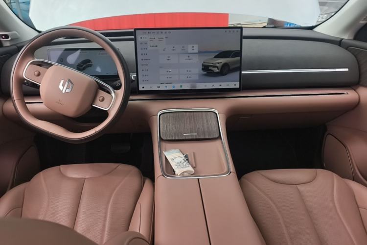 Used Leapmotor C11 2024 Pure Electric 580 LiDAR Edition Center Console