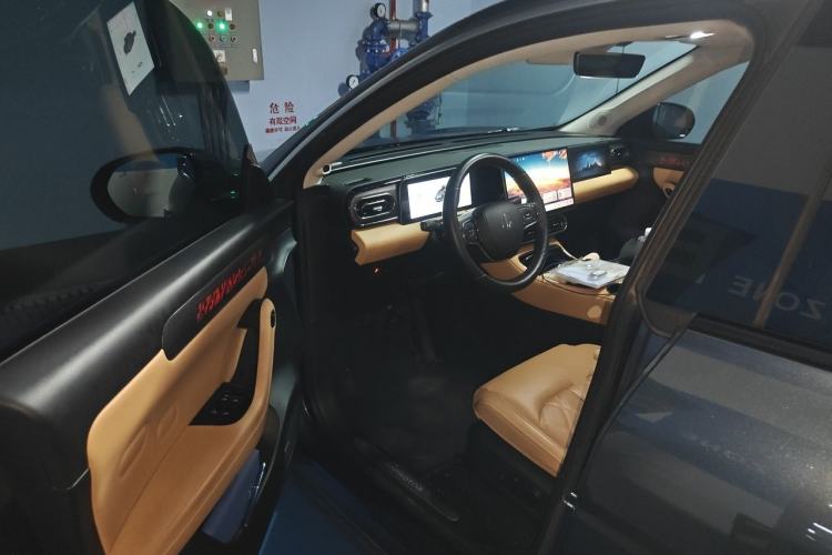 Used Leapmotor C11 2024 All-Electric 580 Luxury Edition Driver Seat