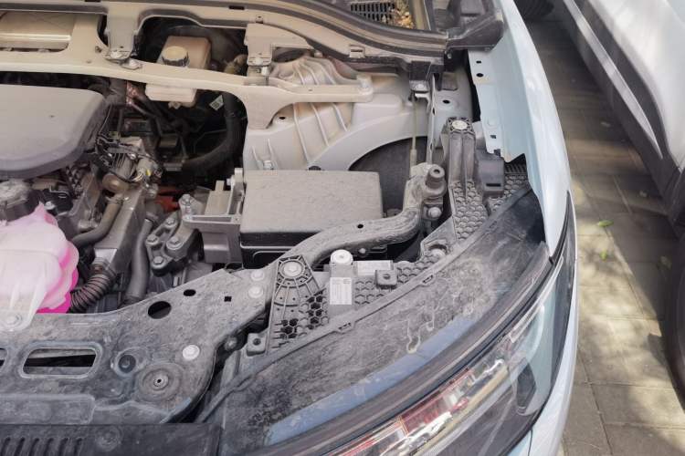 Used Leapmotor C11 2024 Range-Extended 300 Luxury Edition Engine Bay Left