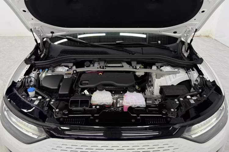 Used Leapmotor C11 2024 Range-Extended 300 Luxury Edition Engine Bay