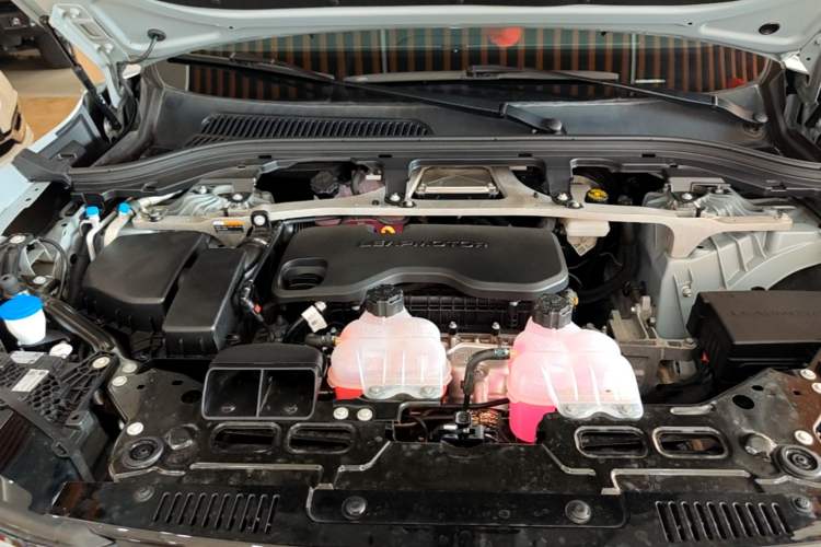 Used Leapmotor C11 2024 Range-Extended 300 Luxury Edition Engine Bay