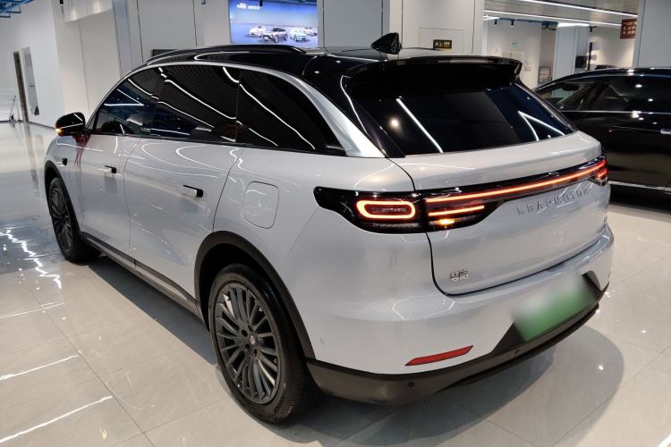 Used Leapmotor C11 2024 Range-Extended 300 Luxury Edition Exterior 2