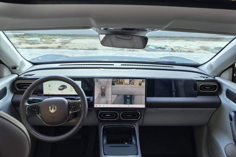 Used Leapmotor C11 2024 All-Electric 580 Luxury Edition Exterior 5