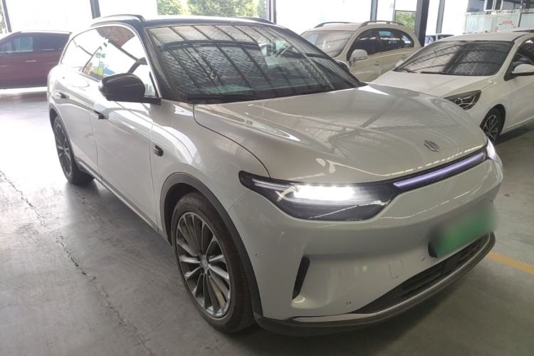 Used Leapmotor C11 2024 All-Electric 580 Luxury Edition Front Right 45 Deg