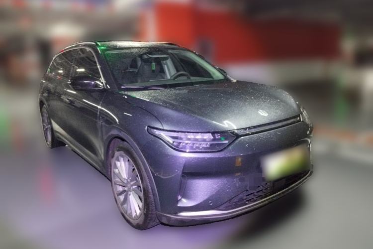 Used Leapmotor C11 2024 All-Electric 580 Luxury Edition Front Right 45 Deg