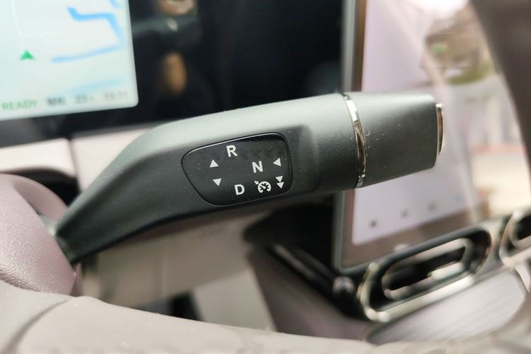 Used Leapmotor C11 2024 All-Electric 580 Luxury Edition Gear Lever