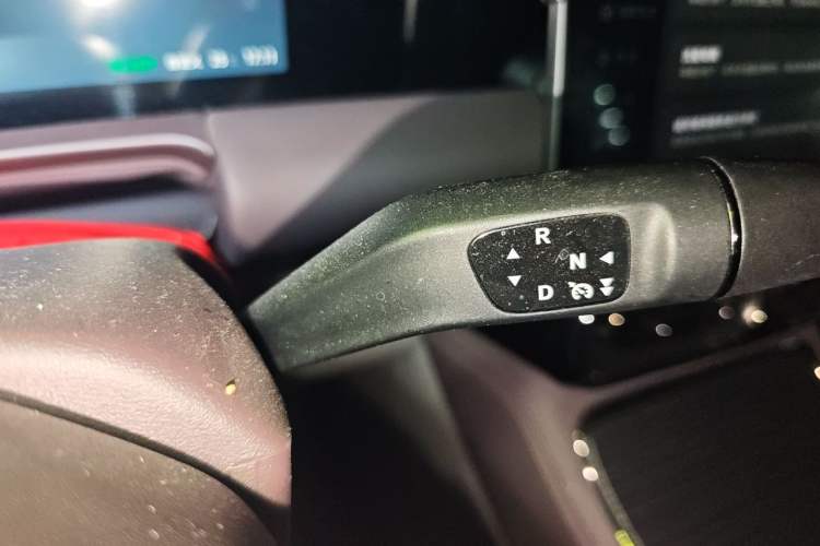 Used Leapmotor C11 2024 All-Electric 580 Luxury Edition Gear Lever