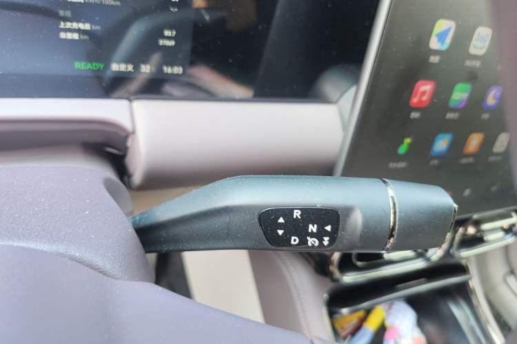 Used Leapmotor C11 2024 All-Electric 580 Luxury Edition Gear Lever