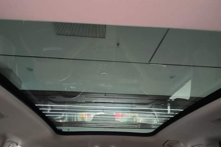 Used Leapmotor C11 2024 All-Electric 580 Luxury Edition Headliner