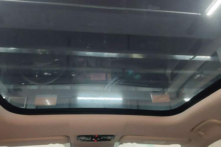 Used Leapmotor C11 2024 All-Electric 580 Luxury Edition Headliner