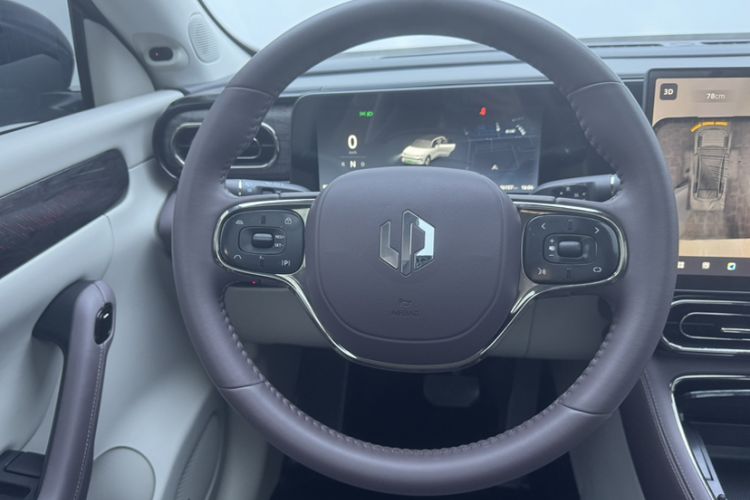 Used Leapmotor C11 2024 Range-Extended 300 Luxury Edition Interior 4