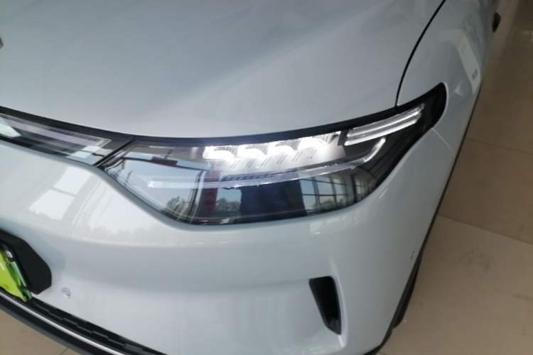 Used Leapmotor C11 2024 All-Electric 580 Luxury Edition Left Front Headlight