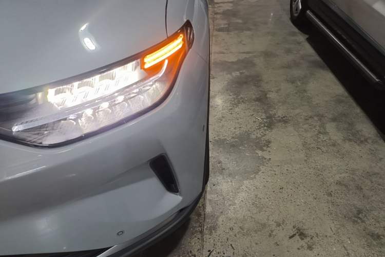 Used Leapmotor C11 2024 All-Electric 580 Luxury Edition Left Front Headlight