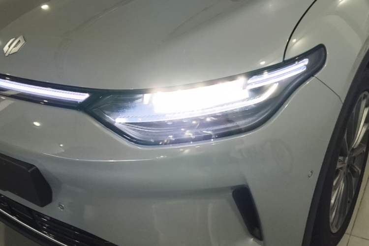 Used Leapmotor C11 2024 All-Electric 580 Luxury Edition Left Front Headlight