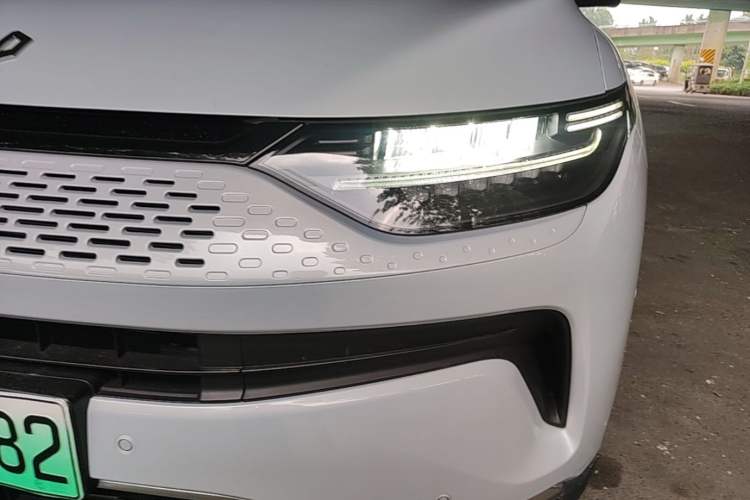 Used Leapmotor C11 2024 Range-Extended 300 Luxury Edition Left Front Headlight