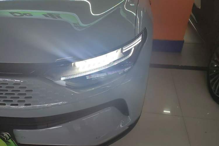 Used Leapmotor C11 2024 Range-Extended 300 Luxury Edition Left Front Headlight
