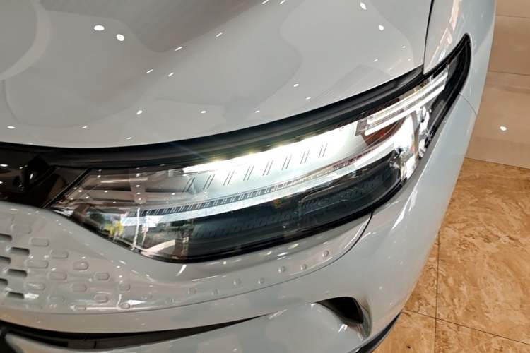 Used Leapmotor C11 2024 Range-Extended 300 Luxury Edition Left Front Headlight