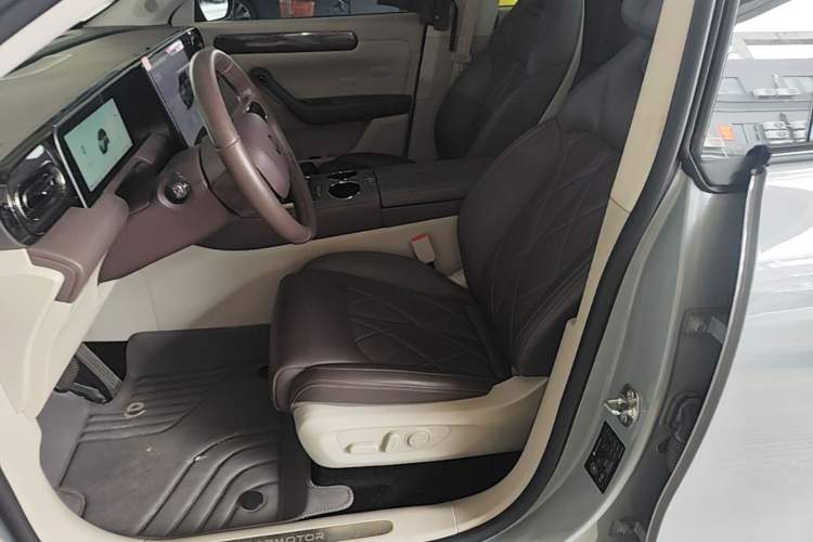 Used Leapmotor C11 2024 Range-Extended 300 LiDAR Edition Left Front Seat