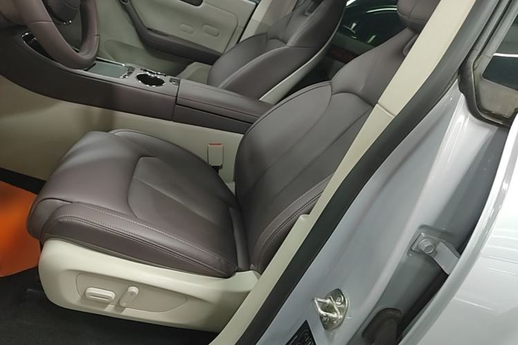 Used Leapmotor C11 2024 Range-Extended 300 Luxury Edition Left Front Seat