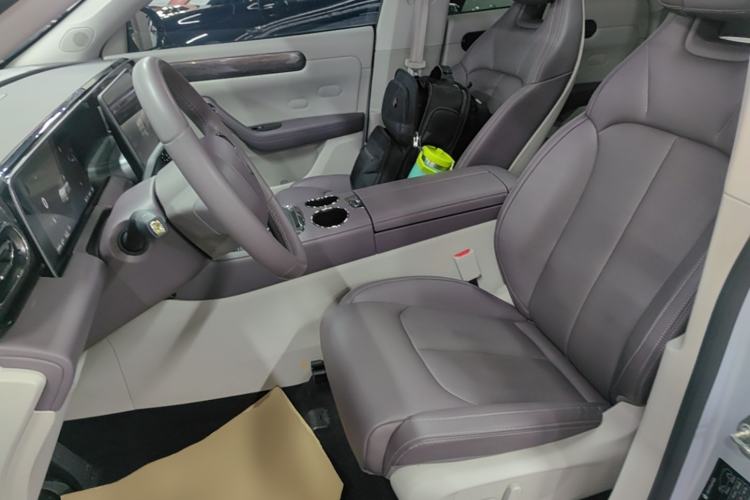 Used Leapmotor C11 2024 Range-Extended 300 Luxury Edition Left Front Seat