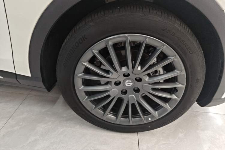 Used Leapmotor C11 2024 Range-Extended 300 Luxury Edition Left Front Wheel Hub