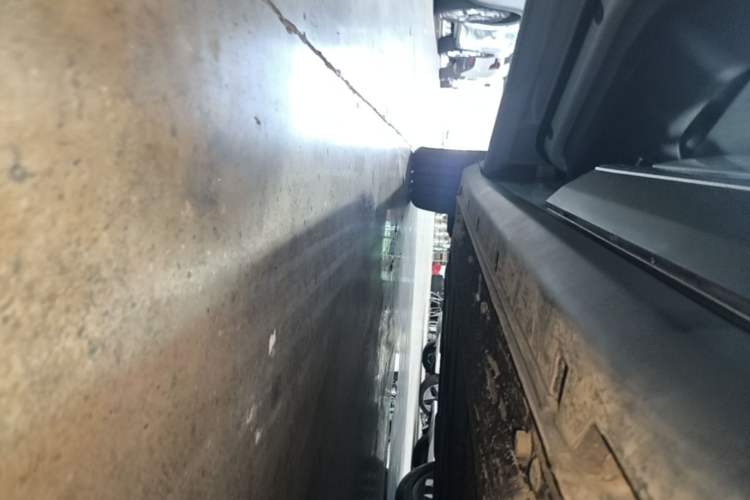 Used Leapmotor C11 2024 All-Electric 580 Luxury Edition Left Side Sill