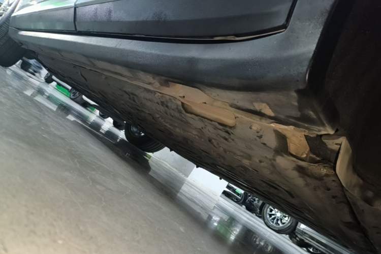 Used Leapmotor C11 2024 All-Electric 580 Luxury Edition Left Side Sill