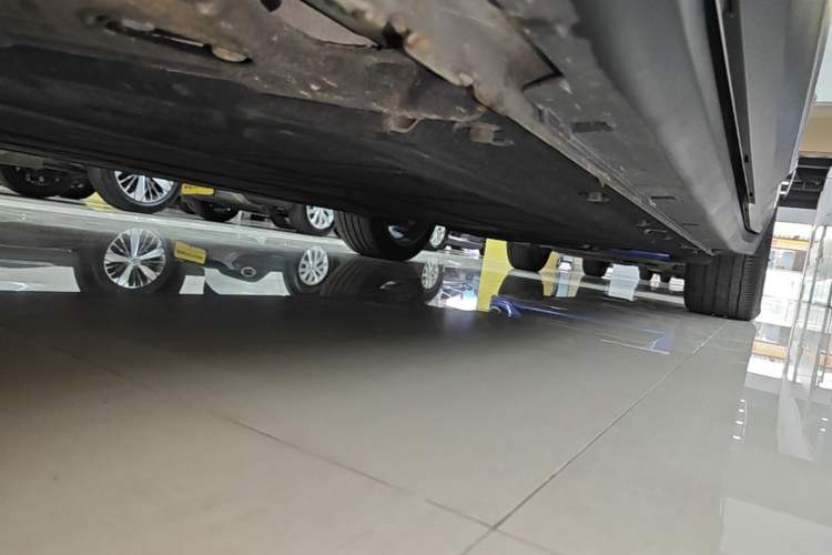 Used Leapmotor C11 2024 All-Electric 580 Luxury Edition Left Side Sill