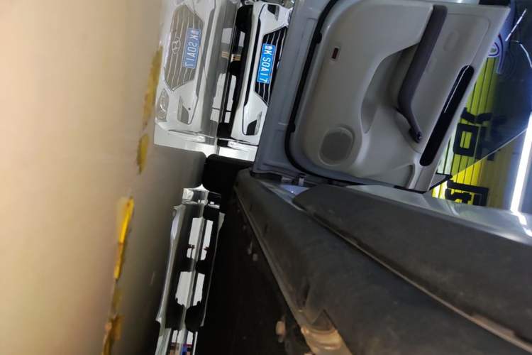 Used Leapmotor C11 2024 Pure Electric 515 Smart Edition Left Side Sill