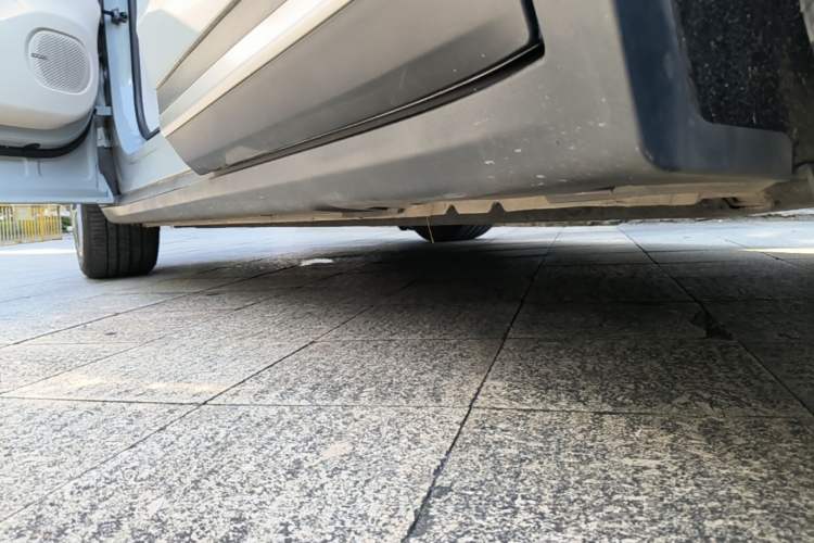 Used Leapmotor C11 2024 All-Electric 580 Luxury Edition Left Side Sill