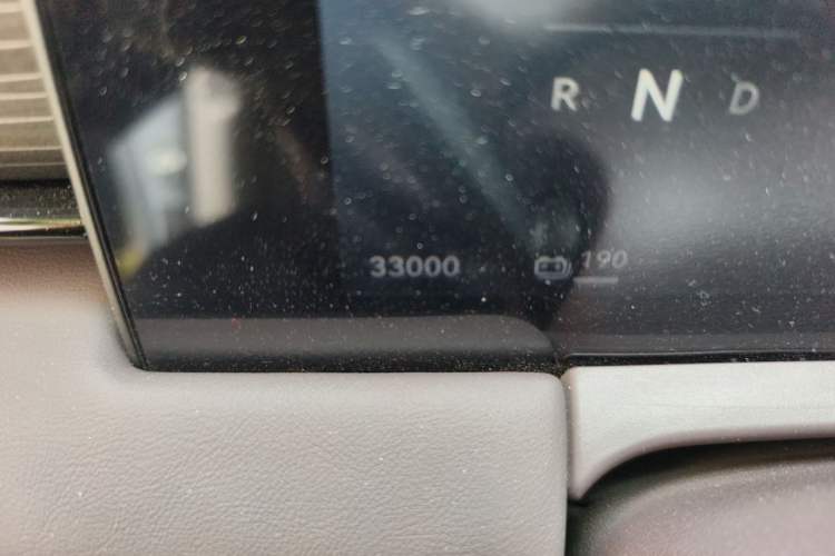 Used Leapmotor C11 2024 All-Electric 580 Luxury Edition Odometer Close Up