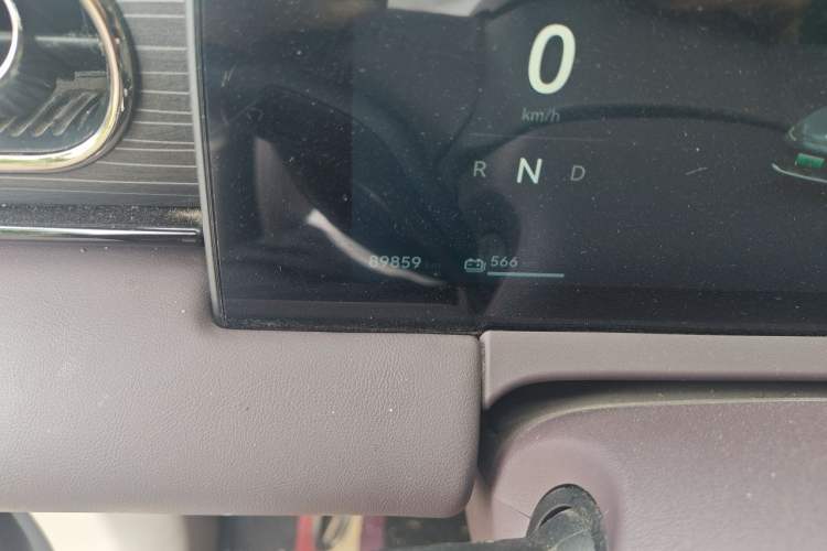 Used Leapmotor C11 2024 All-Electric 580 Luxury Edition Odometer Close Up