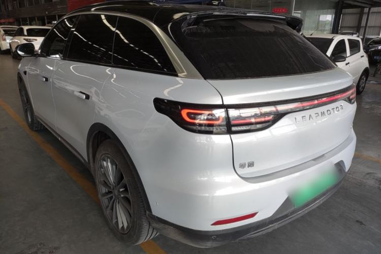 Used Leapmotor C11 2024 All-Electric 580 Luxury Edition Rear Left 45 Deg