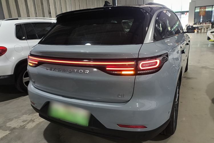Used Leapmotor C11 2024 All-Electric 580 Luxury Edition Rear Right 45 Deg
