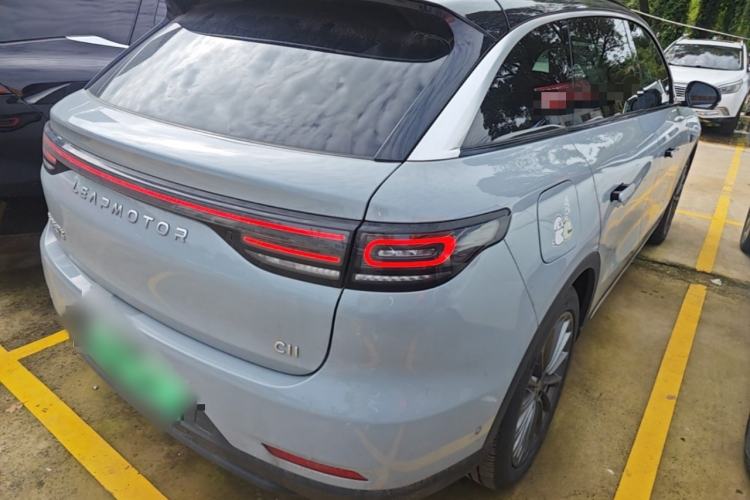 Used Leapmotor C11 2024 Range-Extended 300 Luxury Edition Rear Right 45 Deg
