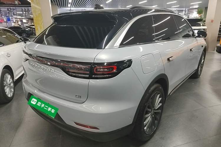 Used Leapmotor C11 2024 Range-Extended 300 Luxury Edition Rear Right 45 Deg