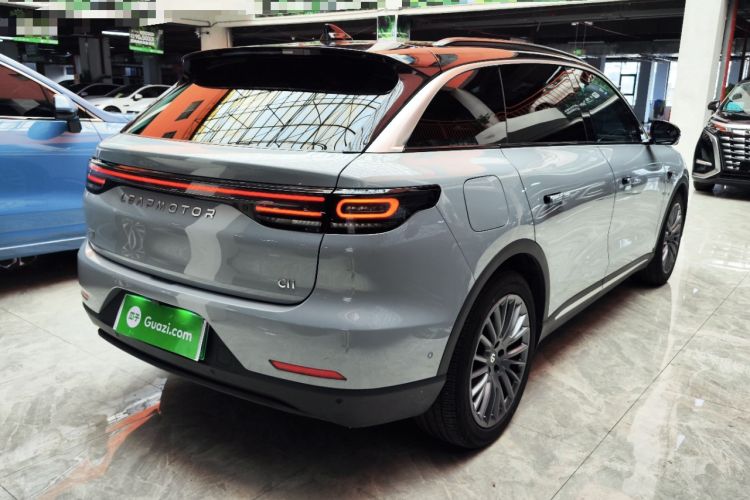 Used Leapmotor C11 2024 All-Electric 580 Luxury Edition Rear Right 45 Deg