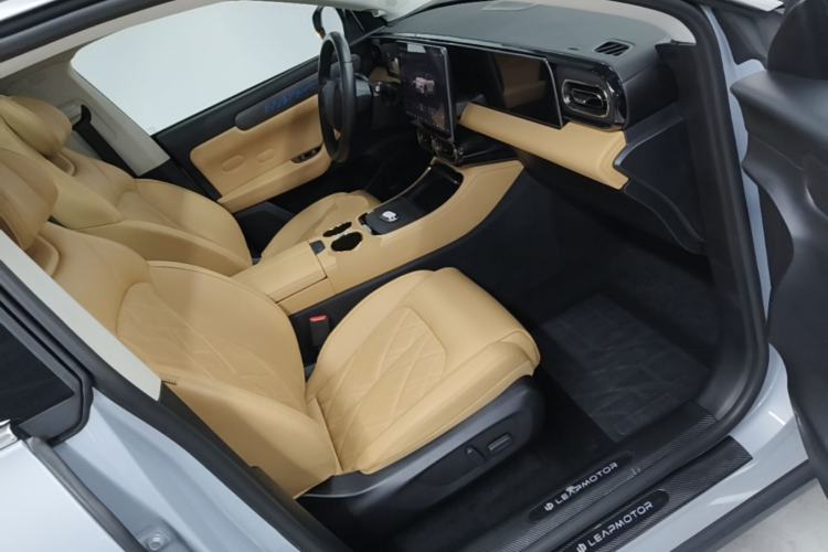 Used Leapmotor C11 2024 All-Electric 580 Luxury Edition Right Front Seat