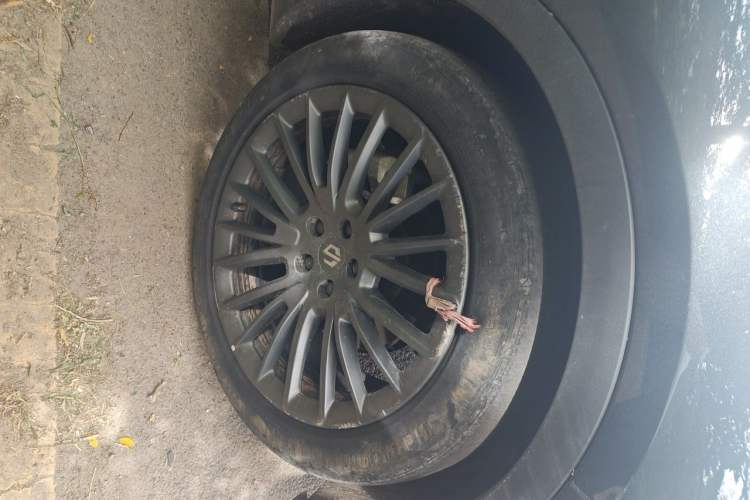 Used Leapmotor C11 2024 All-Electric 580 Luxury Edition Right Front Wheel Hub